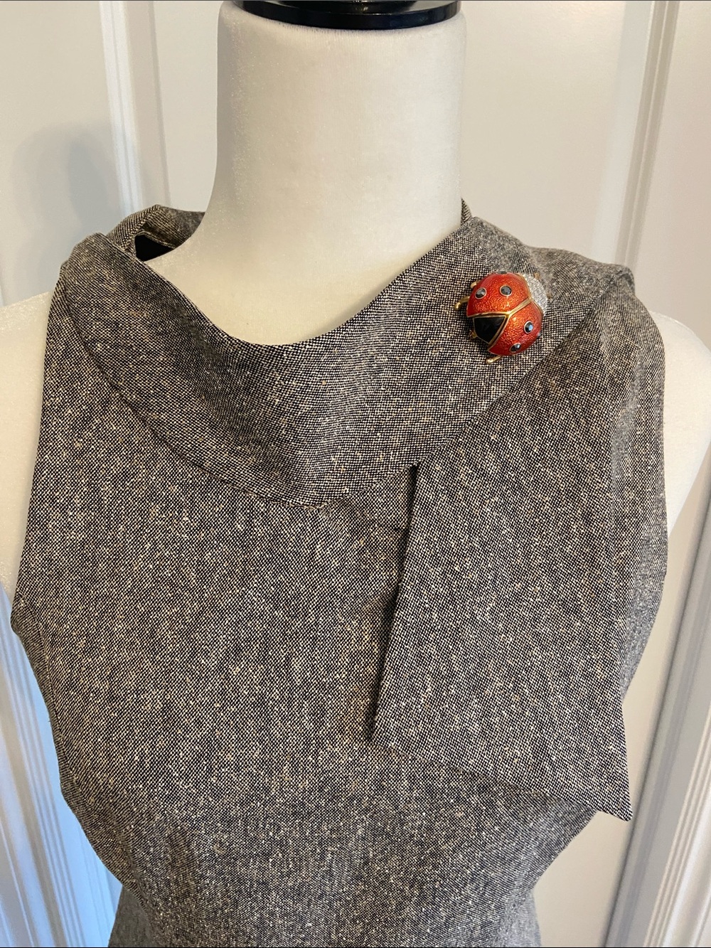Pink Tartan Gray Tweed Midi Sheath Dress with Tie Neck Detail. Size US6 - Picture 2 of 15